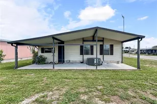 36412 Le Sabre Way, Zephyrhills, FL 33541 - Photo 30