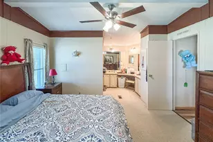 36412 Le Sabre Way, Zephyrhills, FL 33541 - Photo 16