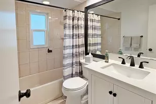 8521 Misty River Ct, Tampa, FL 33637 - Photo 20