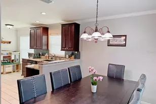 8521 Misty River Ct, Tampa, FL 33637 - Photo 10