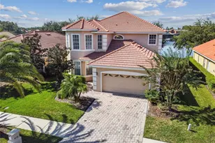 18026 Java Isle Dr, Tampa, FL 33647 - Photo 2
