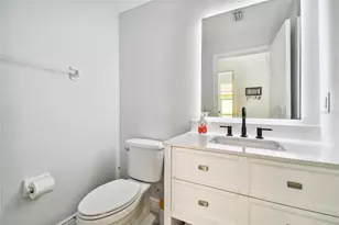 18026 Java Isle Dr, Tampa, FL 33647 - Photo 32