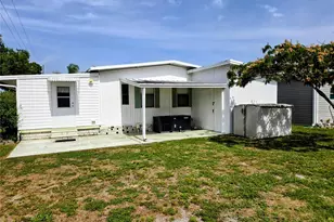 6253 Balmy Ln, Zephyrhills, FL 33542 - Photo 2
