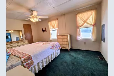 6253 Balmy Lane, Zephyrhills, FL 33542 - Photo 10