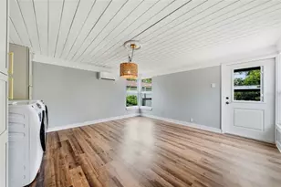 4730 Burlington Ave N, Saint Petersburg, FL 33713 - Photo 8