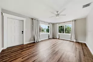 4730 Burlington Ave N, Saint Petersburg, FL 33713 - Photo 10