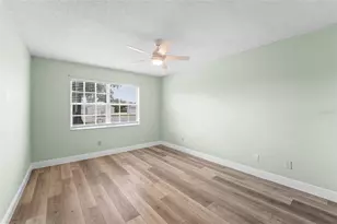 3351 Stonehaven Ct W, Palm Harbor, FL 34684 - Photo 14