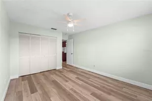 3351 Stonehaven Ct W, Palm Harbor, FL 34684 - Photo 14