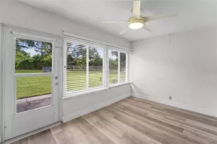 3351 Stonehaven Ct W, Palm Harbor, FL 34684 - Photo 20