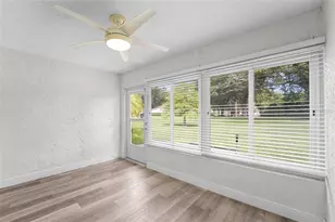 3351 Stonehaven Ct W, Palm Harbor, FL 34684 - Photo 20
