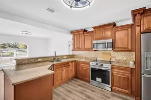 4767 26th Ave N, Saint Petersburg, FL 33713 - Photo 6
