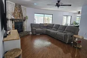 18322 Swan Lake Dr, Lutz, FL 33549 - Photo 42