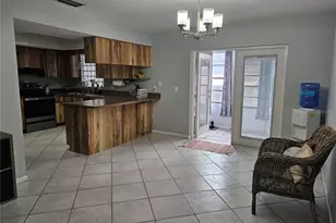 18322 Swan Lake Dr, Lutz, FL 33549 - Photo 14