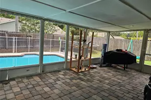 18322 Swan Lake Dr, Lutz, FL 33549 - Photo 54
