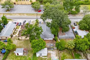 8725 N 46th St, Tampa, FL 33617 - Photo 54