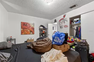 8725 N 46th St, Tampa, FL 33617 - Photo 30