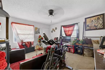 8725 N 46th Street #A & B, Tampa, FL 33617 - Photo 14