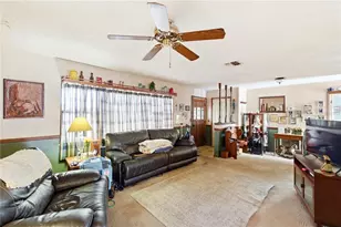 13817 Dominica Dr, Seminole, FL 33776 - Photo 2