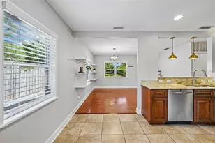 3924 W Bay View Ave, Tampa, FL 33611 - Photo 16