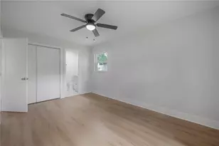 1911 W Cherry St, Tampa, FL 33607 - Photo 12