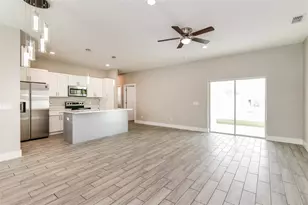 325 Hibiscus Dr, Kissimmee, FL 34759 - Photo 4