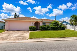 7016 Cutty Sark Dr, Port Richey, FL 34668 - Photo 1