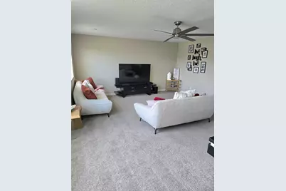 2950 Adams Cross Drive, Zephyrhills, FL 33540 - Photo 20