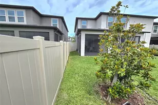 2950 Adams Cross Dr, Zephyrhills, FL 33540 - Photo 40