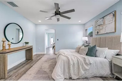 9725 48th Place N, Saint Petersburg, FL 33708 - Photo 24