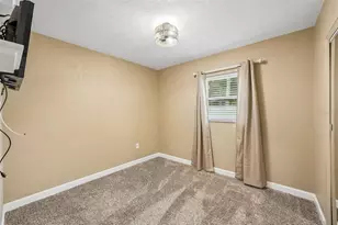 9725 48th Pl N, Saint Petersburg, FL 33708 - Photo 34