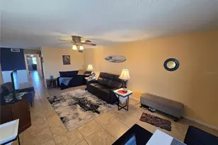 6400 46th Ave N, Kenneth City, FL 33709 - Photo 18