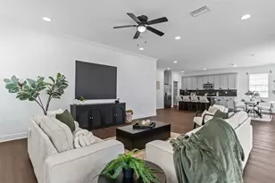 136 Philippe Grand Ct, Safety Harbor, FL 34695 - Photo 8