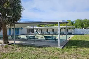 9815 47th Ave N, Saint Petersburg, FL 33708 - Photo 14