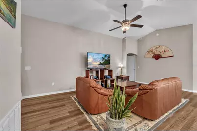 719 Vineyard Reserve Court, Seffner, FL 33584 - Photo 6
