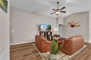 719 Vineyard Reserve Ct, Seffner, FL 33584 - Photo 6