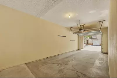 10520 Villa View Circle, Tampa, FL 33647 - Photo 16