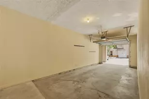 10520 Villa View Cir, Tampa, FL 33647 - Photo 16