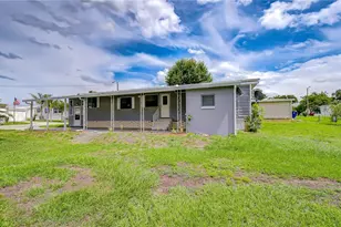6055 Crestview Ln, Zephyrhills, FL 33542 - Photo 34