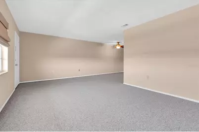 5060 76th Avenue N #402, Pinellas Park, FL 33781 - Photo 6