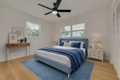 2070 55th Street N, Saint Petersburg, FL 33710 - Photo 6
