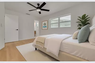 2070 55th Street N, Saint Petersburg, FL 33710 - Photo 10