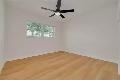 2070 55th Street N, Saint Petersburg, FL 33710 - Photo 18