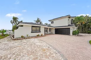 17323 Kennedy Dr, North Redington Beach, FL 33708 - Photo 2