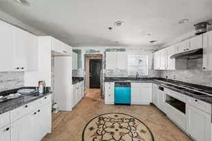 17323 Kennedy Dr, North Redington Beach, FL 33708 - Photo 10