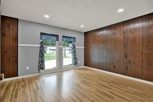 6906 Greenhill Pl, Tampa, FL 33617 - Photo 20
