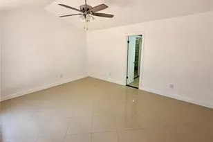 7031 Drury St, Tampa, FL 33635 - Photo 6