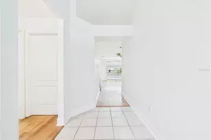 10553 Egret Haven Ln, Riverview, FL 33578 - Photo 2