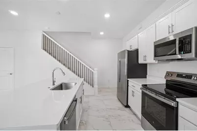 607 Silver Stream Court, Brandon, FL 33511 - Photo 14