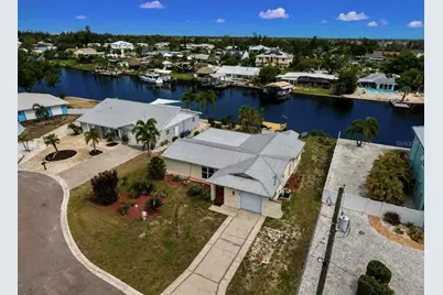 803 Leisey Circle, Ruskin, FL 33570 - Photo 2