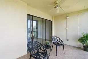 13626 Greenfield Dr, Tampa, FL 33618 - Photo 22